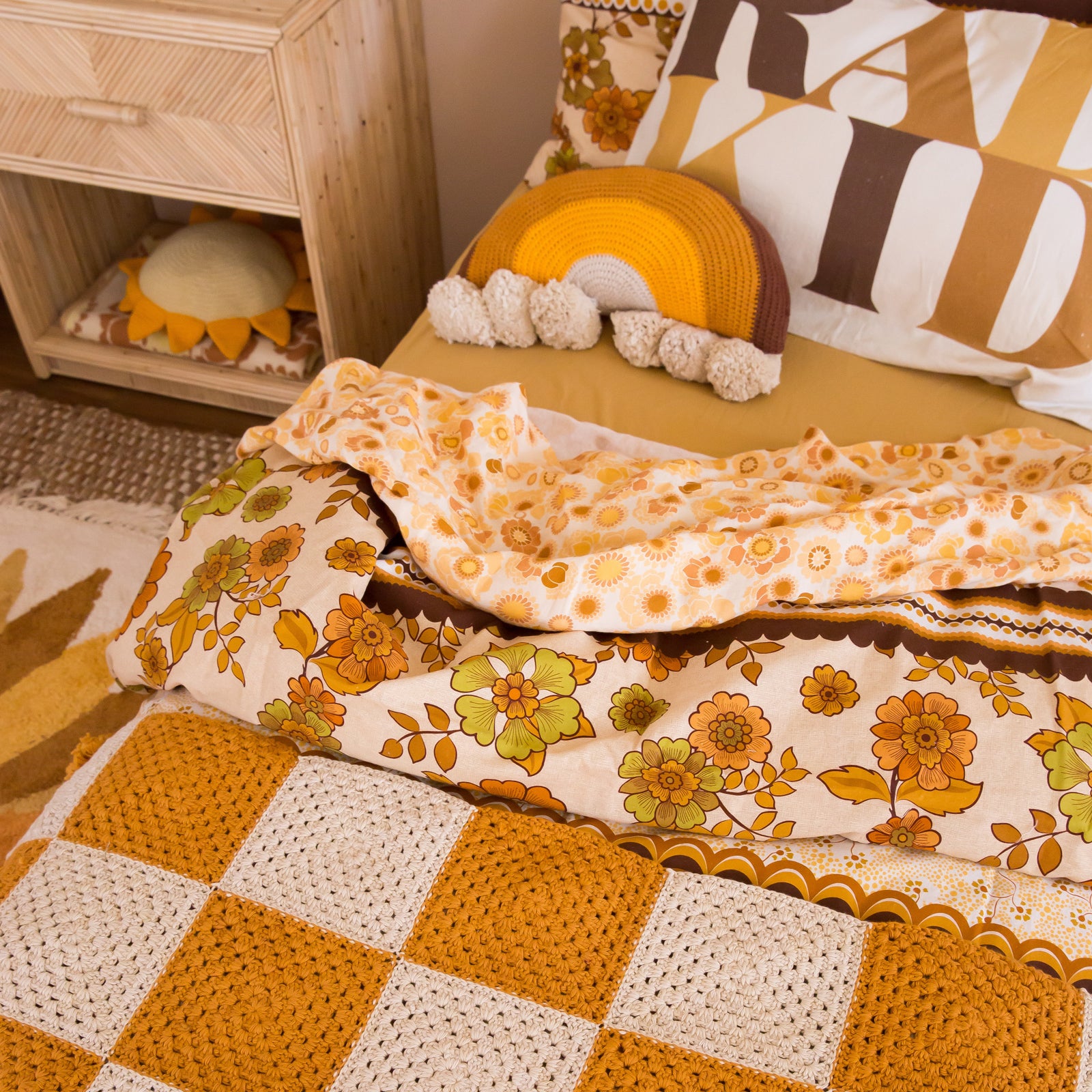 Stencil Flora Flax Linen Flat Sheet