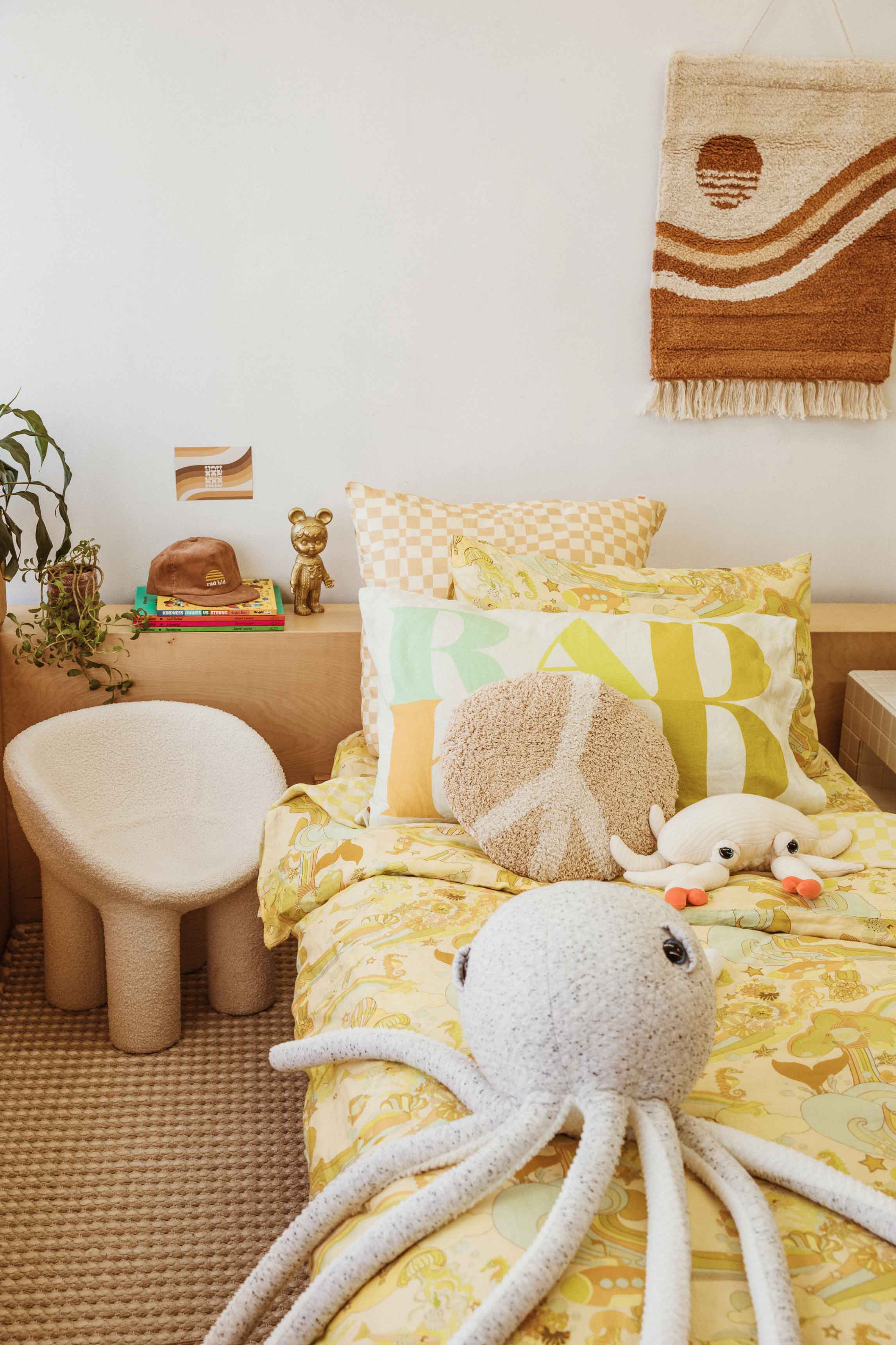 The Brightside: Setting up a Montessori style bedroom space