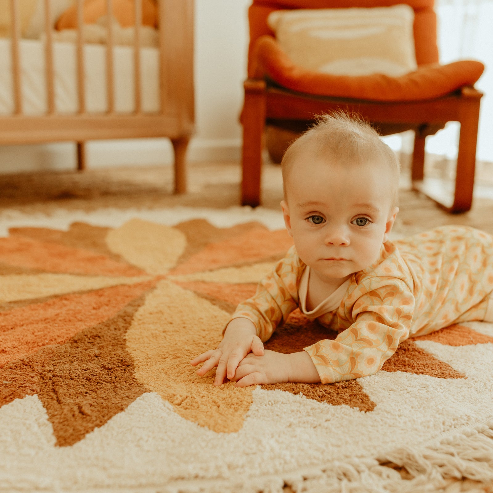 Sunflower Tufted Round Rug