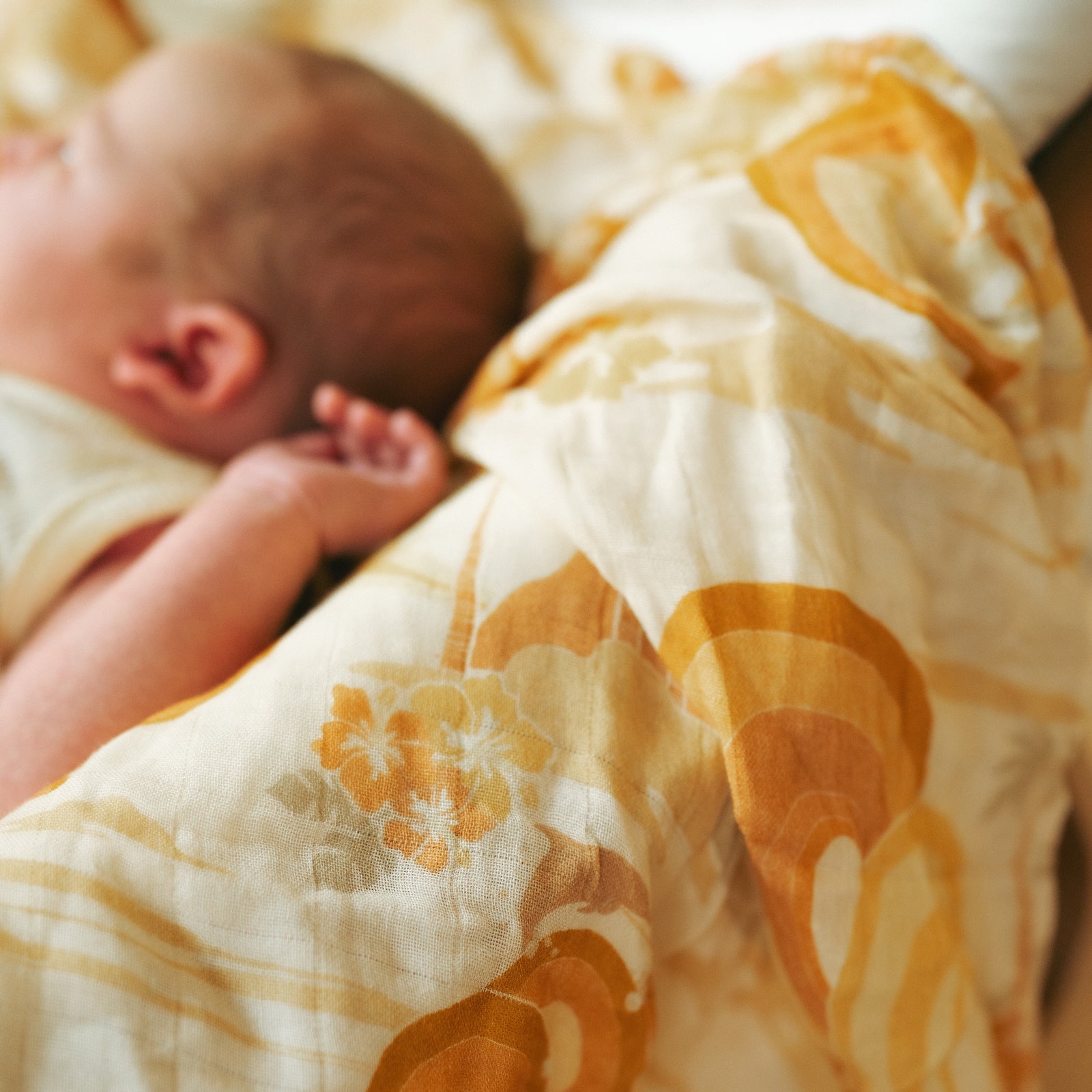 Rainbow Slider Bamboo / Organic Cotton Swaddle