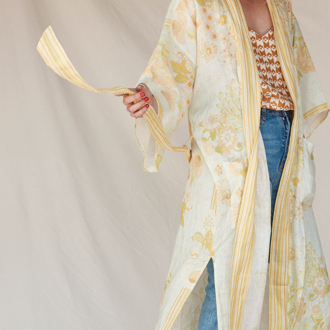 Sundaze Floral Light Kimono Robe