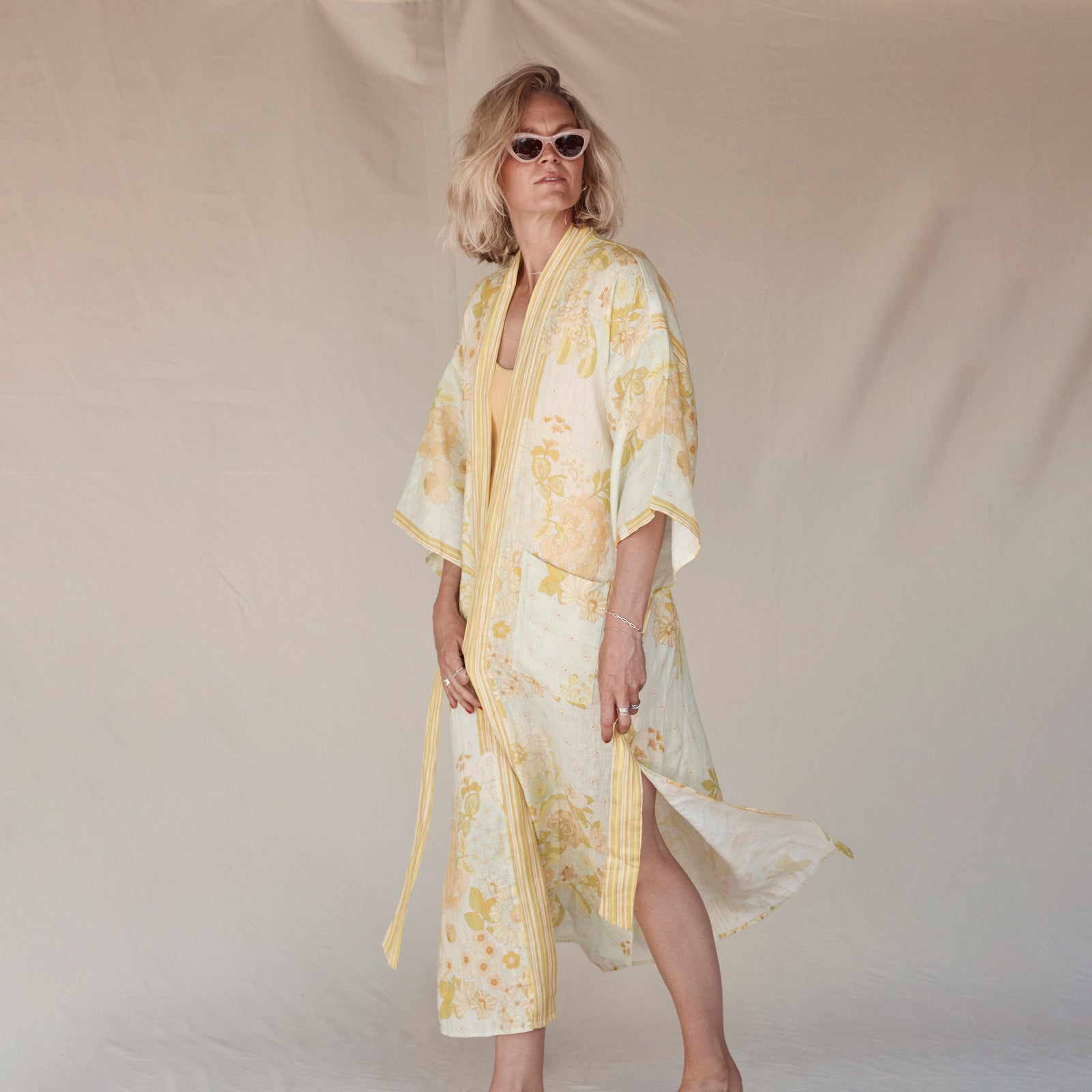 Sundaze Floral Light Kimono Robe