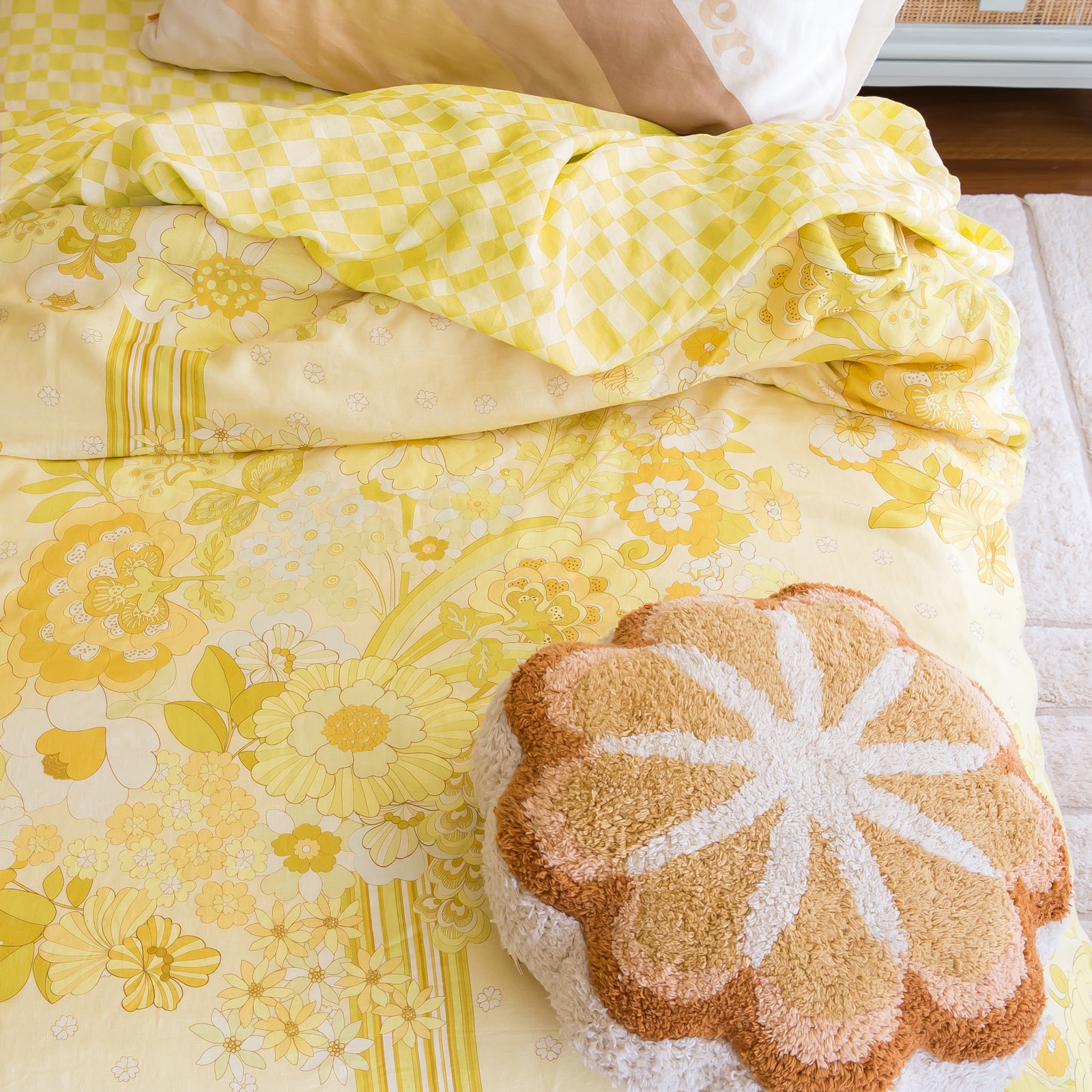 Summer Blooms Quilt Cover