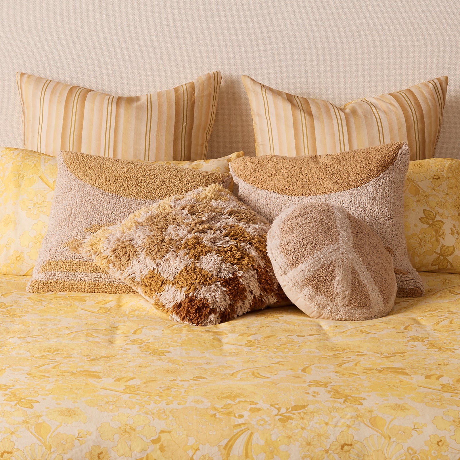 Sundaze Floral Standard Pillowcase