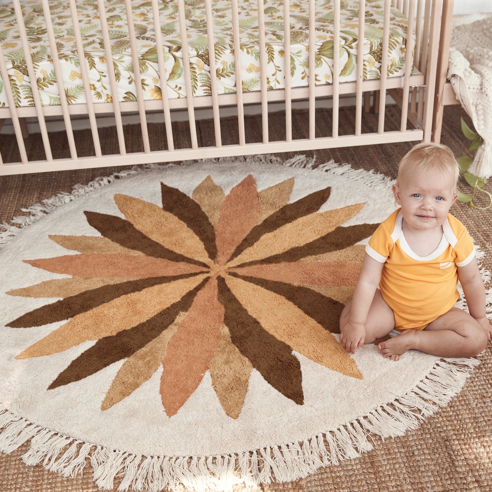 Sunflower Tufted Round Rug